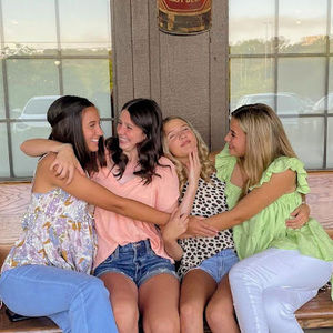 Meet your Posher, Haley